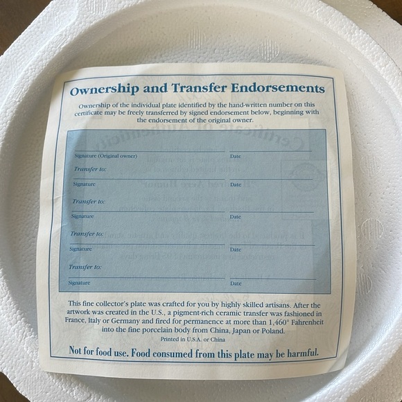 VINTAGE “Winnie the Pooh” Collector’s Plate - Picture 9 of 11